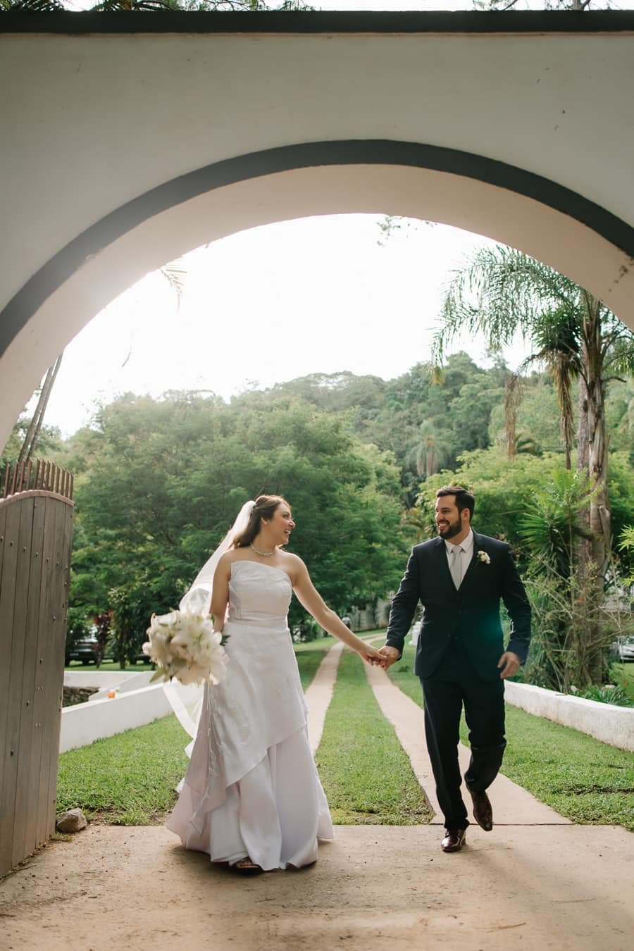 Casal no portal da Fazenda