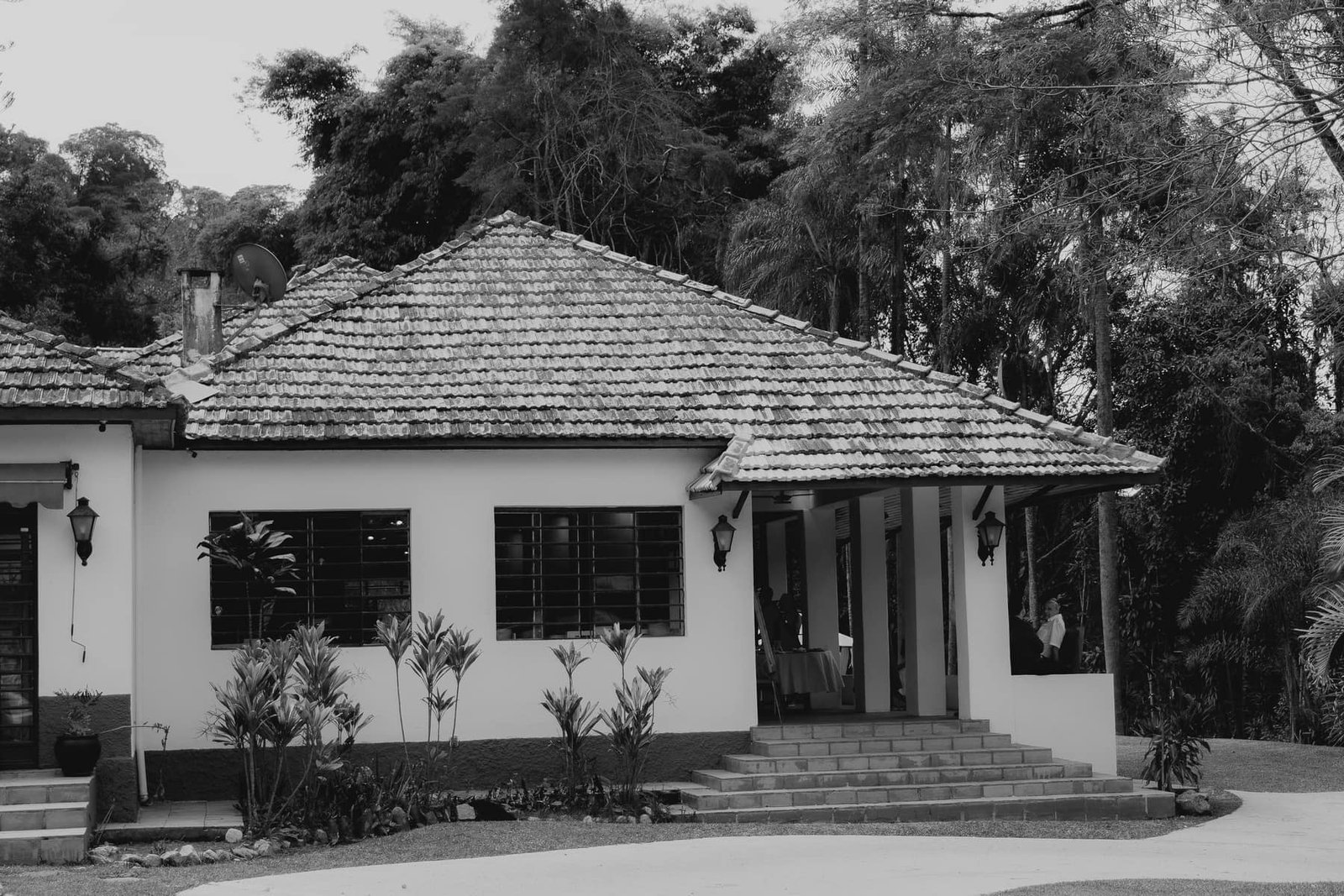 Casarão da Fazenda em preto e branco